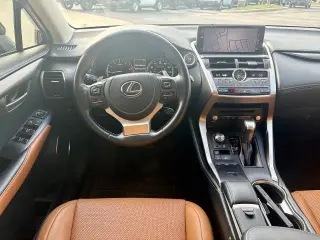Lexus NX 300 2021 AWD 4dr Crossover