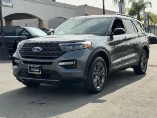 Ford Explorer 2023 AWD XLT 4dr SUV