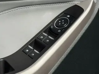Ford Explorer 2023 AWD XLT 4dr SUV