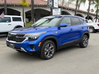 Kia Seltos 2024 AWD LX 4dr SUV