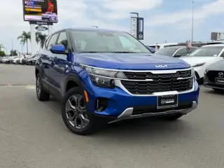 Kia Seltos 2024 AWD LX 4dr SUV