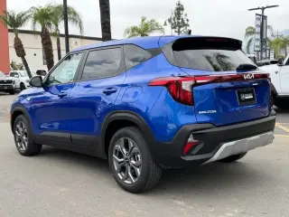 Kia Seltos 2024 AWD LX 4dr SUV