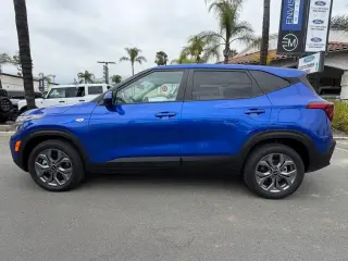 Kia Seltos 2024 AWD LX 4dr SUV