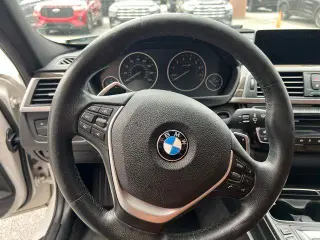 BMW 3 Series 2016 330e 4dr Sedan