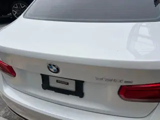 BMW 3 Series 2016 330e 4dr Sedan