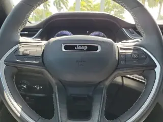 Jeep Grand Cherokee 2025 4x2 Limited 4dr SUV