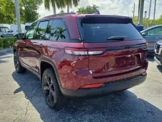 Jeep Grand Cherokee 2025 4x2 Limited 4dr SUV