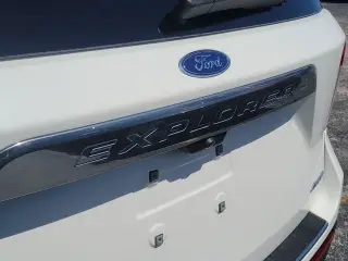 Ford Explorer 2023 AWD Platinum 4dr SUV