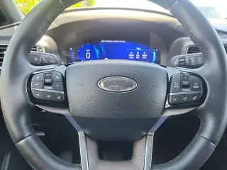 Ford Explorer 2023 AWD Platinum 4dr SUV