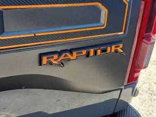 Ford F-150 2018 4x4 Raptor 4dr SuperCrew 5.5 ft. SB