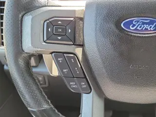 Ford F-150 2018 4x4 Raptor 4dr SuperCrew 5.5 ft. SB
