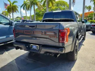 Ford F-150 2018 4x4 Raptor 4dr SuperCrew 5.5 ft. SB