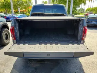 Ford F-150 2018 4x4 Raptor 4dr SuperCrew 5.5 ft. SB