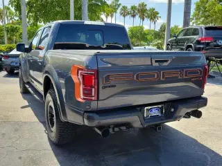 Ford F-150 2018 4x4 Raptor 4dr SuperCrew 5.5 ft. SB