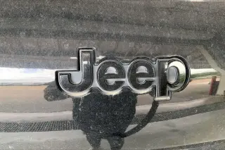 Jeep Grand Cherokee L 2024 4x2 Laredo 4dr SUV
