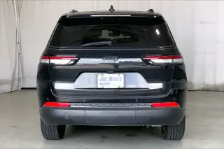 Jeep Grand Cherokee L 2024 4x2 Laredo 4dr SUV