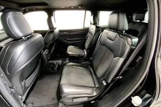 Jeep Grand Cherokee L 2024 4x2 Laredo 4dr SUV