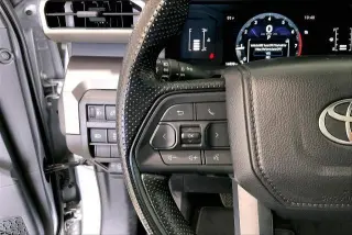 Toyota Tacoma 2025 4x4 SR5 4dr Double Cab 5.0 ft SB