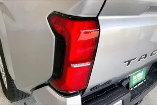 Toyota Tacoma 2025 4x4 SR5 4dr Double Cab 5.0 ft SB