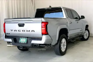 Toyota Tacoma 2025 4x4 SR5 4dr Double Cab 5.0 ft SB