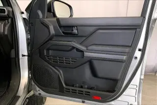 Toyota Tacoma 2025 4x4 SR5 4dr Double Cab 5.0 ft SB