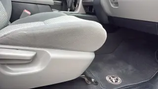 Toyota Tundra 2013 4x4 Grade 4dr CrewMax Cab Pickup SB (5.7L V8 FFV)