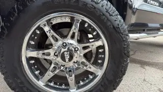 Toyota Tundra 2013 4x4 Grade 4dr CrewMax Cab Pickup SB (5.7L V8 FFV)