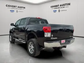 Toyota Tundra 2013 4x4 Grade 4dr CrewMax Cab Pickup SB (5.7L V8 FFV)
