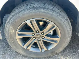 Ford F-150 2023 4x4 XL 4dr SuperCrew 5.5 ft. SB