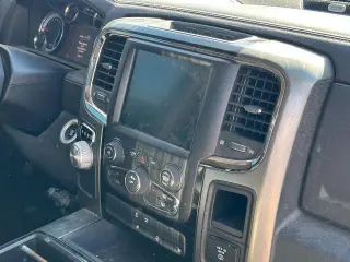 Ram 1500 2015 4x2 Sport 2dr Regular Cab 6.3 ft. SB Pickup