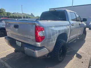 Toyota Tundra 2021 4x4 SR5 4dr CrewMax Cab Pickup SB