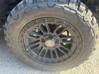 Toyota Tundra 2021 4x4 SR5 4dr CrewMax Cab Pickup SB
