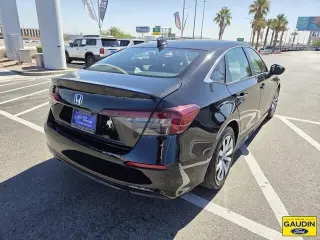Honda Civic 2025 LX 4dr Sedan