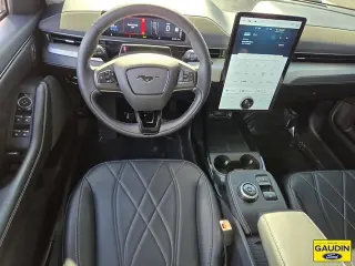 Ford Mustang Mach-E 2023 Select 4dr SUV