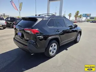 Toyota RAV4 2019 XLE 4dr SUV