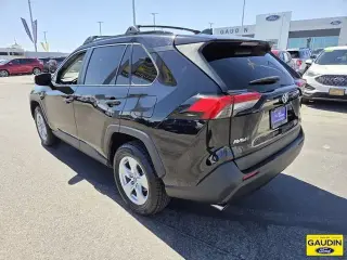 Toyota RAV4 2019 XLE 4dr SUV