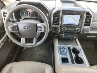 Ford Expedition 2020 4x2 XLT 4dr SUV