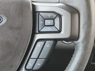 Ford Expedition 2020 4x2 XLT 4dr SUV