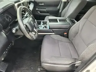 Toyota Tundra 2022 4x4 SR5 4dr CrewMax Cab Pickup SB