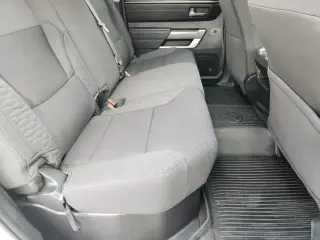 Toyota Tundra 2022 4x4 SR5 4dr CrewMax Cab Pickup SB