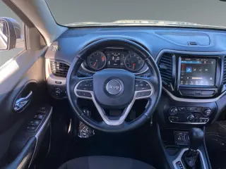 Jeep Cherokee 2017 Latitude 4dr SUV