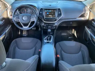 Jeep Cherokee 2017 Latitude 4dr SUV
