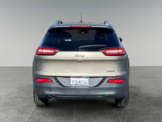 Jeep Cherokee 2017 Latitude 4dr SUV