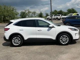 Ford Escape 2020 SE 4dr SUV