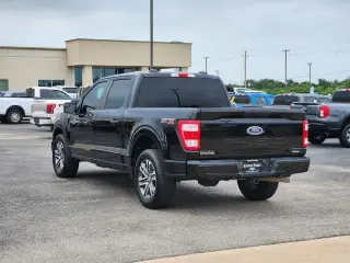 Ford F-150 2021 4x2 XL 4dr SuperCrew 5.5 ft. SB