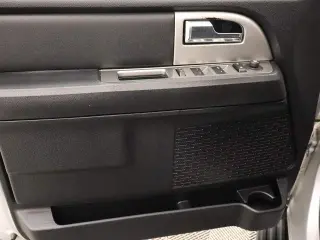 Ford Expedition 2017 4x4 XLT 4dr SUV