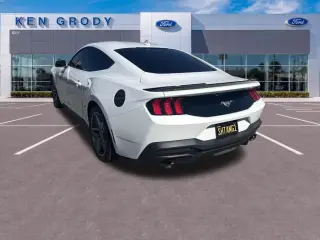 Ford Mustang 2024 EcoBoost Premium 2dr Fastback