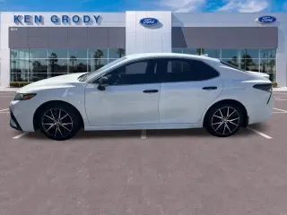 Toyota Camry 2023 SE 4dr Sedan