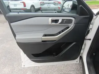 Ford Explorer 2023 XLT 4dr SUV