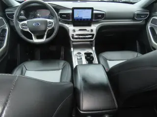 Ford Explorer 2023 XLT 4dr SUV